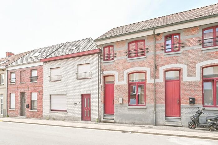 10-kamerhuis te koop in Izegem