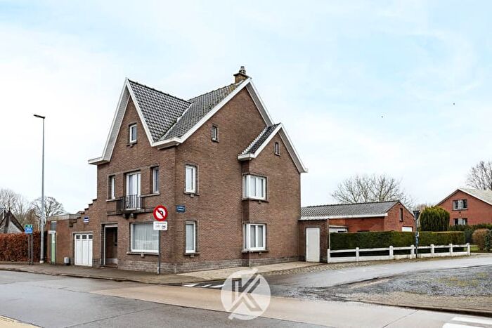 17-kamerhuis te koop in Zottegem