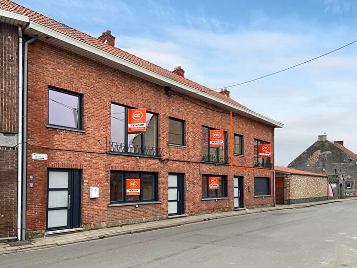 11-kamerappartement te koop in Hamme (9220)