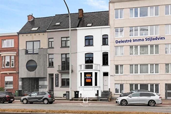 9-kamerhuis te koop in Aalst (9300)