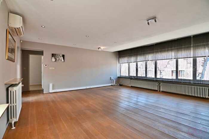 11-kamerappartement te koop in Sint-Truiden
