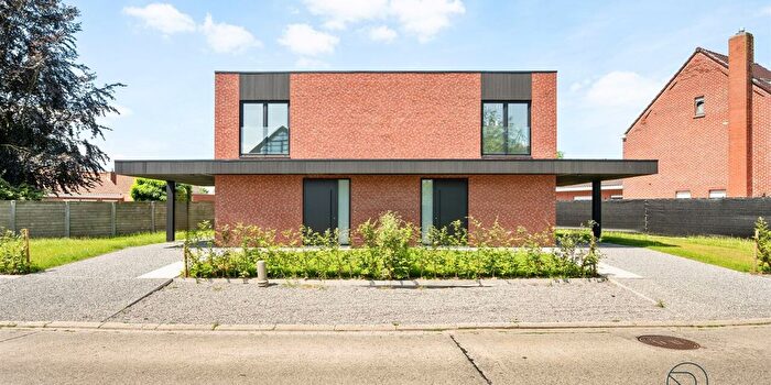 Huis te koop in Ooigem