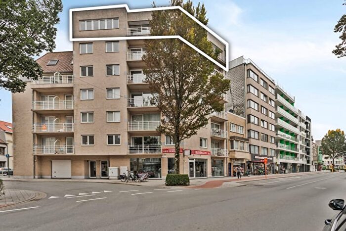 14-kamerappartement te koop in Oostende