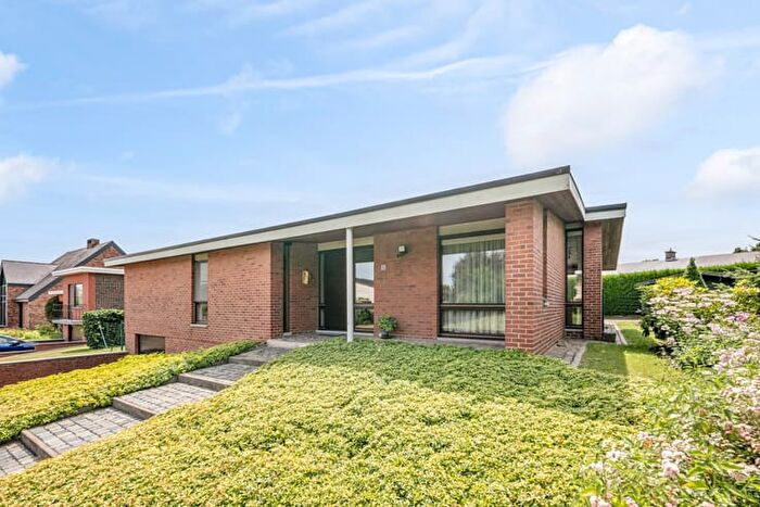 16-kamerhuis te koop in Winksele