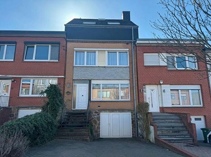 5-kamerhuis te koop in JUPILLE-SUR-MEUSE