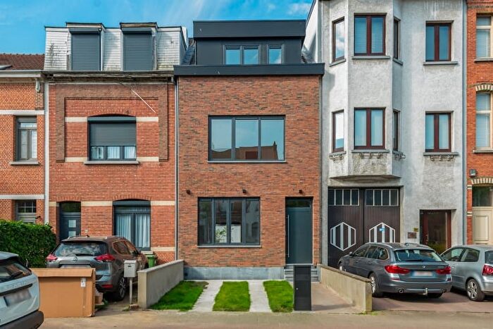 4-kamerhuis te huur in SCHOTEN