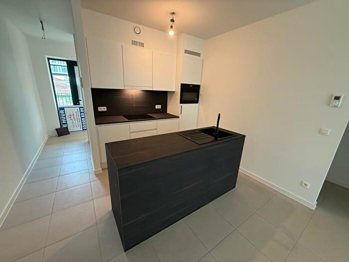 7-kamerappartement te huur in Antwerpen (2060)