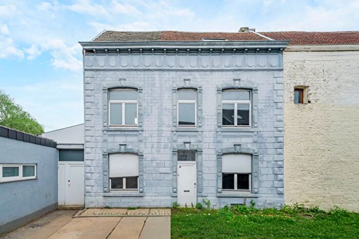 17-kamerhuis te koop in Herstal