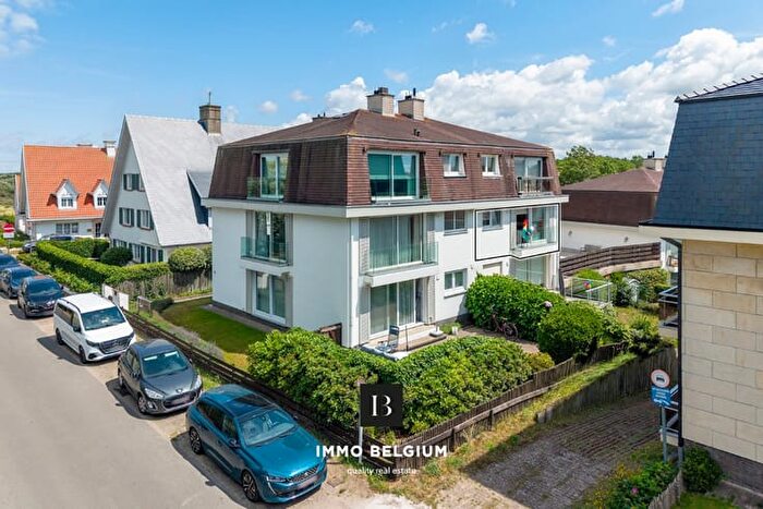 8-kamerappartement te koop in De Haan