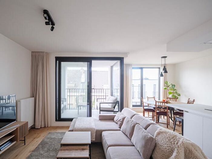 11-kamerappartement te koop in Gent