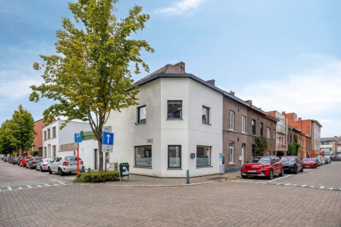 10-kamerhuis te koop in Hasselt