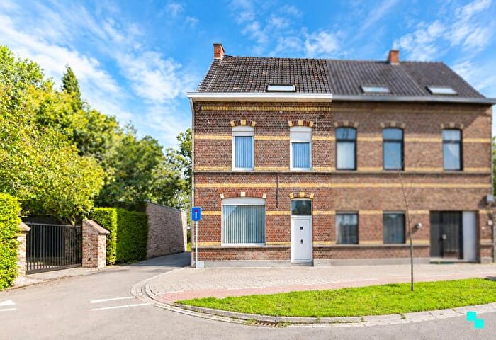 16-kamerhuis te koop in Izegem