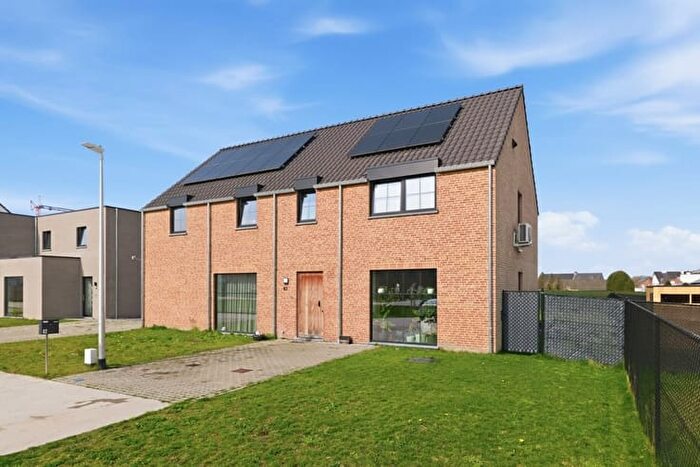 13-kamerhuis te koop in Bilzen-Hoeselt