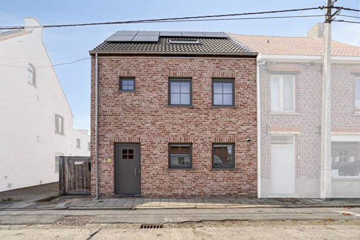 3-kamerhuis te koop in Poeke