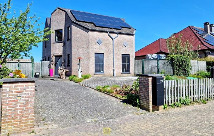 19-kamerhuis te koop in Aalst (9300)