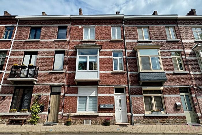 20-kamerhuis te koop in Sint-Truiden