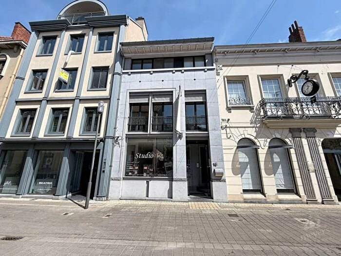 15-kamerhuis te koop in Hasselt