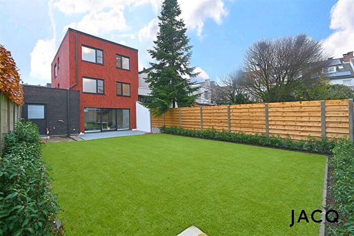 2-kamerappartement te koop in Berchem