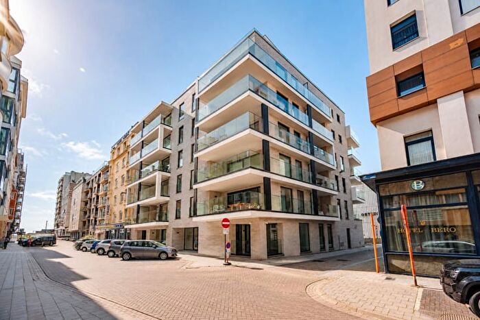10-kamerappartement te koop in Oostende