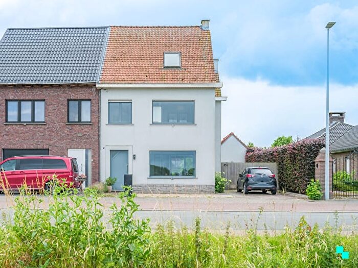 12-kamerhuis te koop in Zwalm