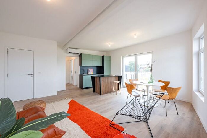 2-kamerappartement te koop in DEURNE