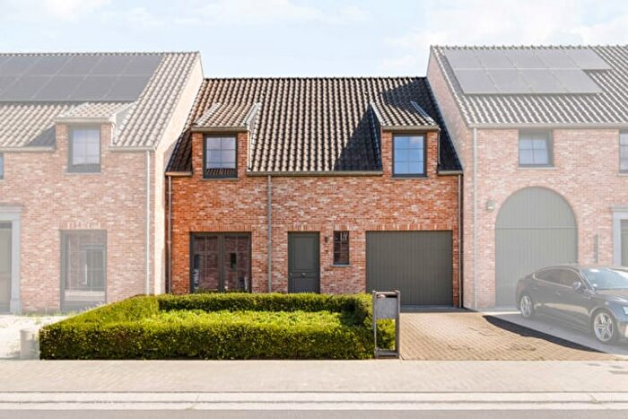 4-kamerhuis te koop in Brugge