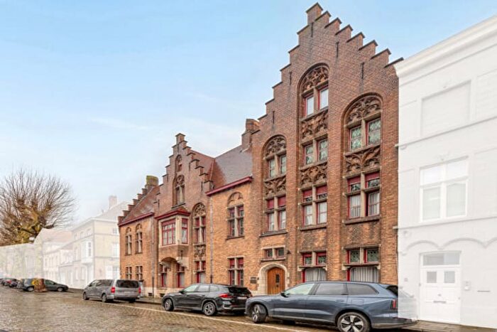 13-kamerhuis te koop in Brugge