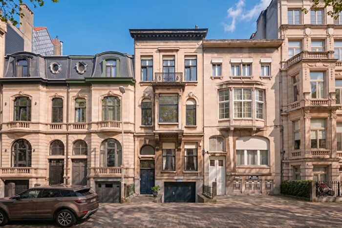 7-kamerhuis te koop in Antwerpen