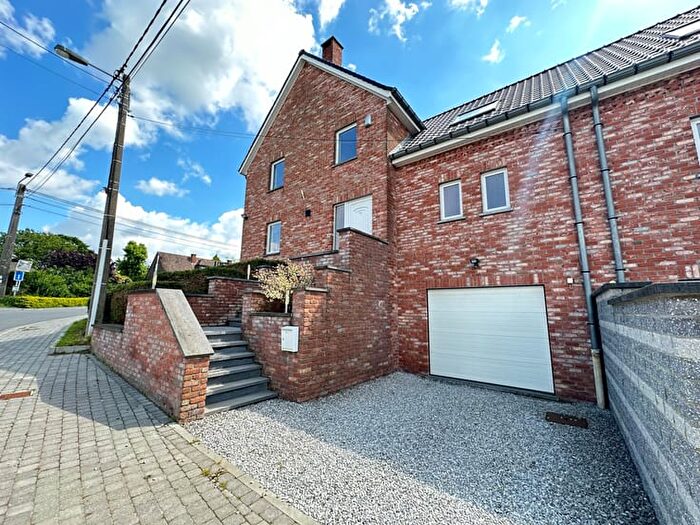 15-kamerhuis te huur in Gottignies