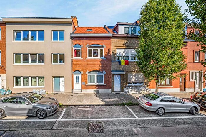 3-kamerhuis te koop in Sint-Pieters-Leeuw