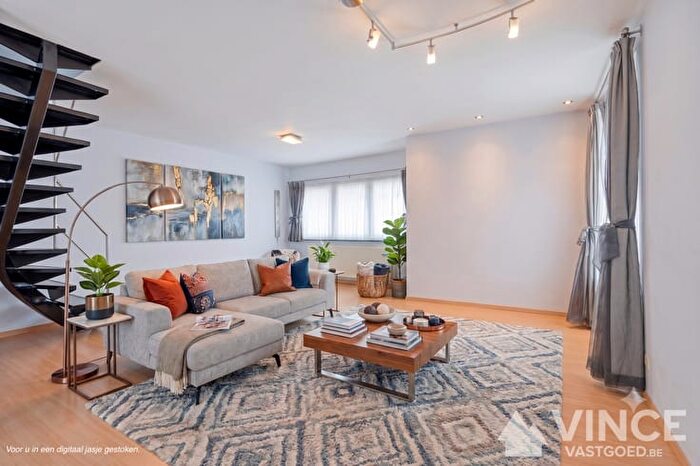 14-kamerappartement te koop in Ekeren