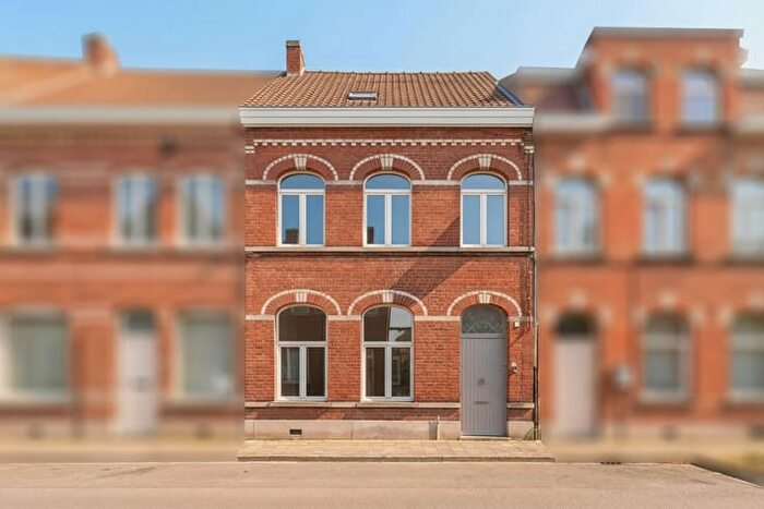 14-kamerhuis te koop in Izegem