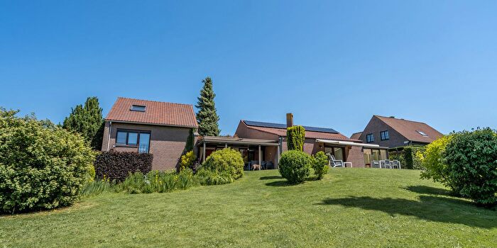 6-kamerhuis te koop in Ophain-Bois-Seigneur-Isaac