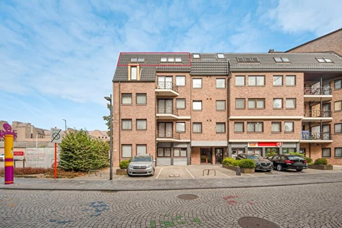 9-kamerappartement te koop in Sint-Truiden