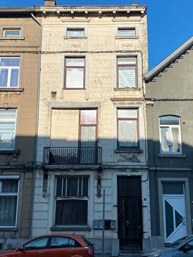 6-kamerhuis te koop in Charleroi