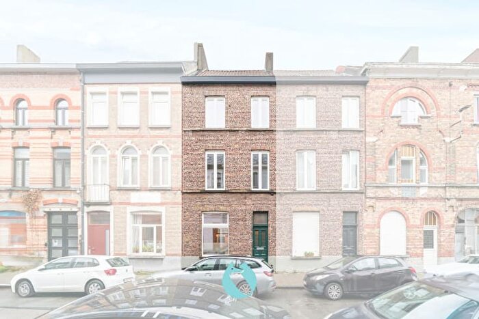 12-kamerhuis te koop in Sint-Amandsberg