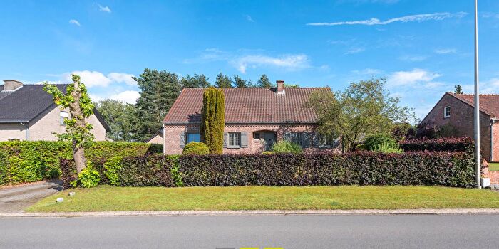 3-kamerhuis te koop in Meeuwen