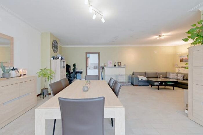 14-kamerappartement te koop in Melsele