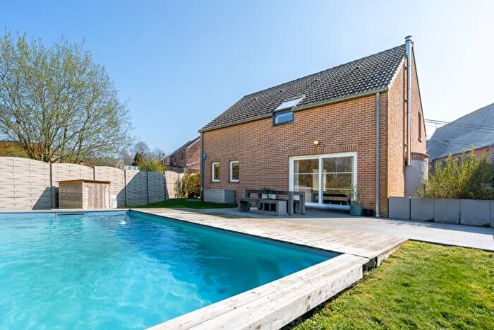 14-kamerhuis te koop in Merbes-Sainte-Marie