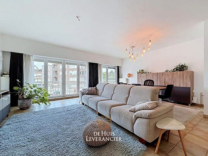 11-kamerappartement te koop in Niel