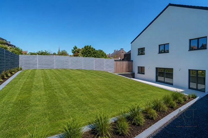 5-kamerhuis te koop in JEMEPPE-SUR-SAMBRE