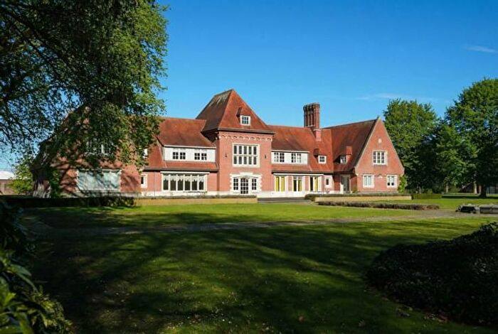 11-kamerhuis te koop in Deerlijk