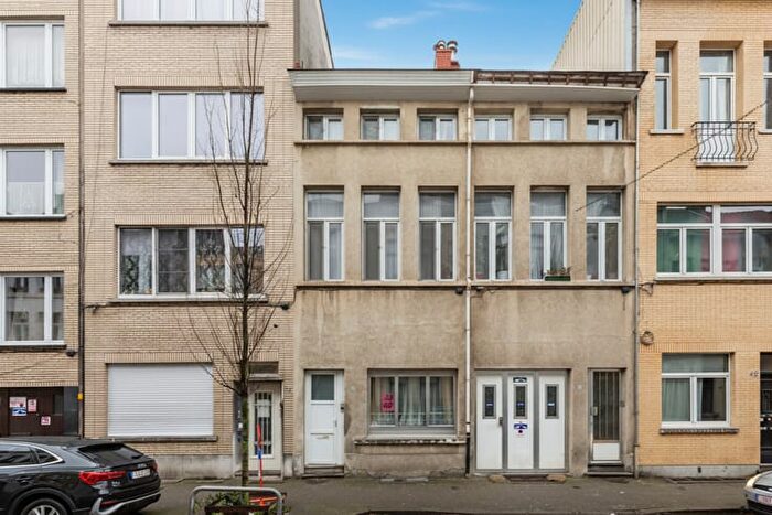 12-kamerhuis te koop in Antwerpen (2060)