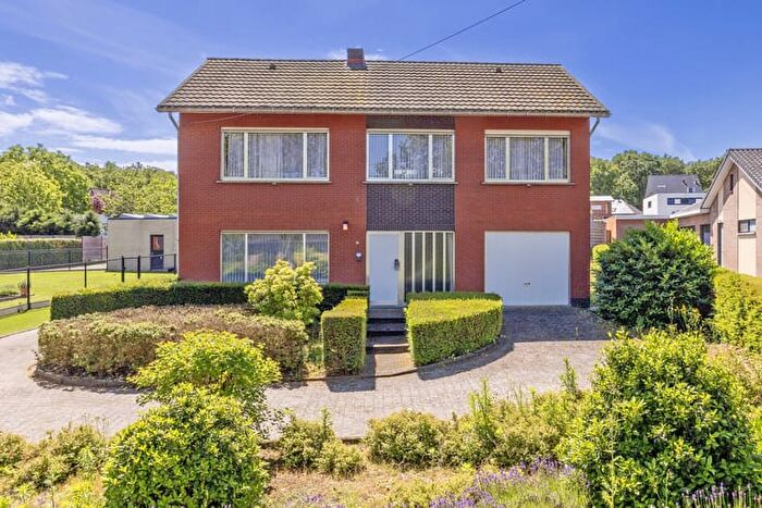 10-kamerhuis te koop in Putte
