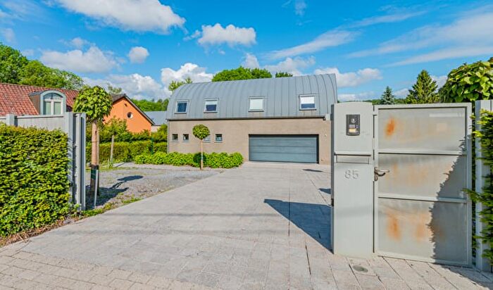 5-kamerhuis te koop in Beersel Dworp
