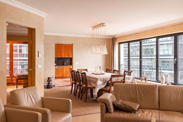 11-kamerappartement te koop in Gent