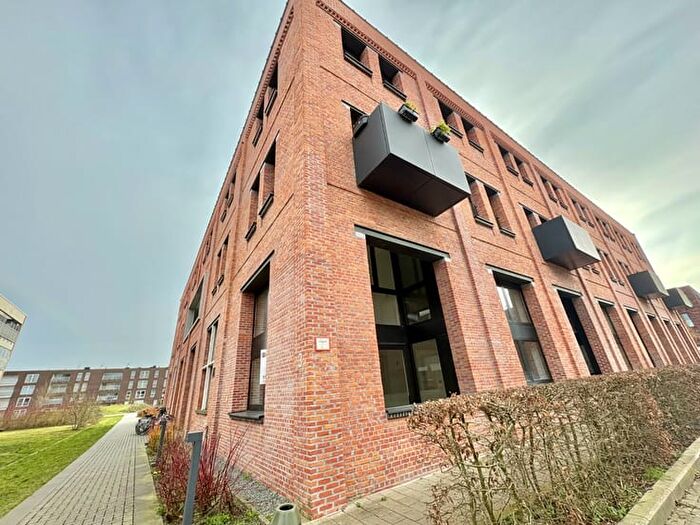 14-kamerappartement te huur in Gent