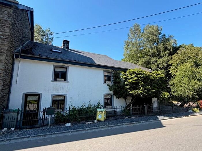 3-kamerhuis te koop in VAUX-SUR-SÛRE