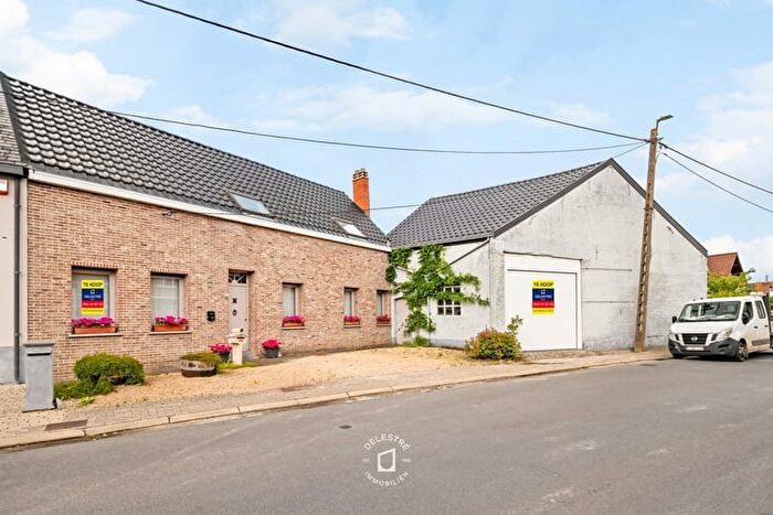 13-kamerhuis te koop in Okegem