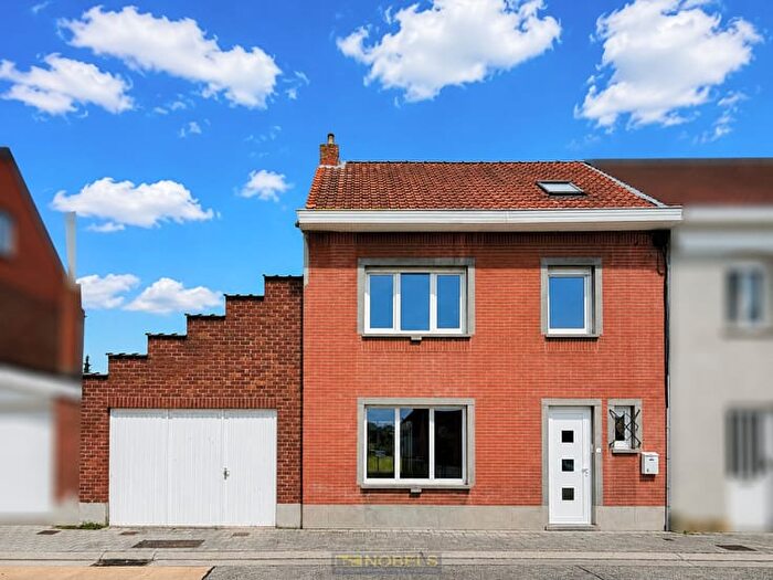 19-kamerhuis te koop in Zingem